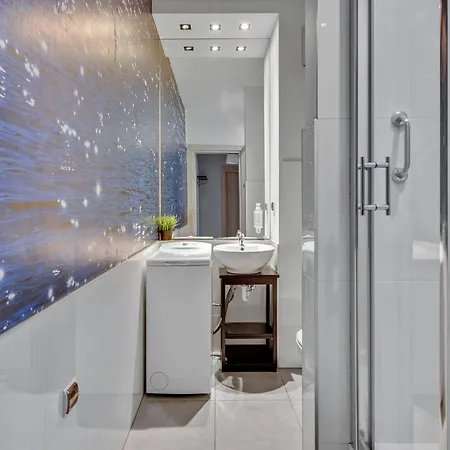 Grand - Szafuza Szafarnia *