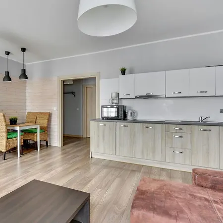 Grand - Szafuza Szafarnia Apartment