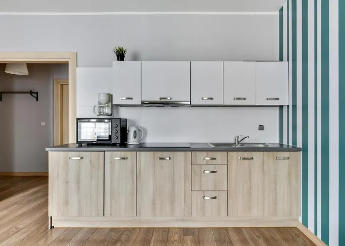 Grand - Szafuza Szafarnia