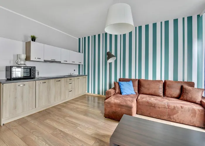 Grand - Szafuza Szafarnia